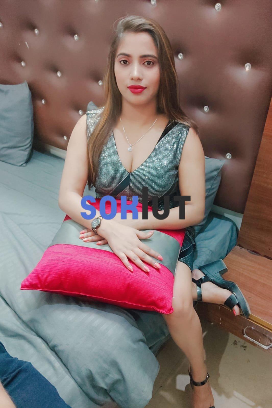 Itanagar Call Girl Provides Sexual Service in OYO Hotel Room